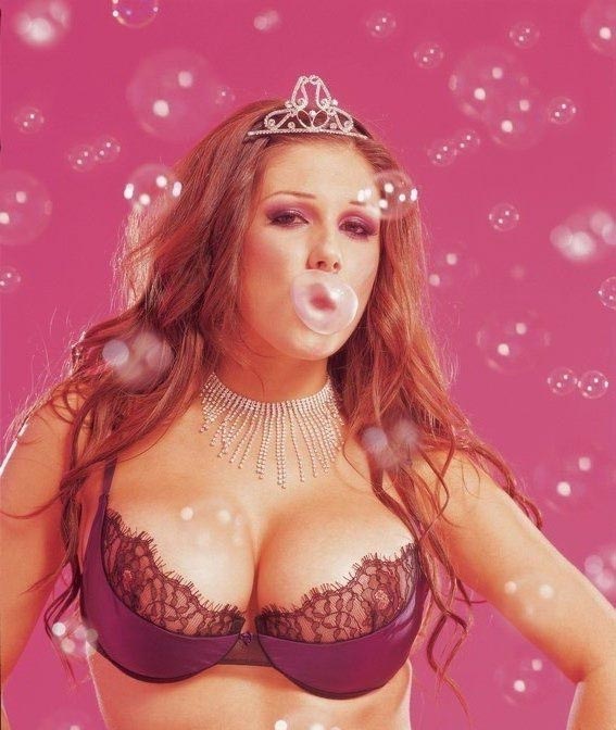 Lucy Pinder