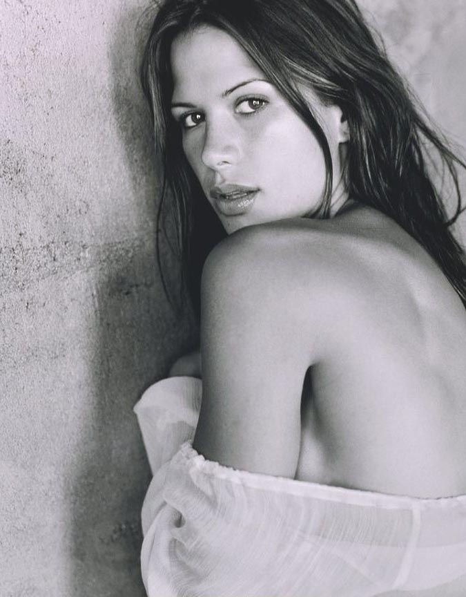 Rhona Mitra