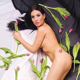 Eva Aichmajerová Naked