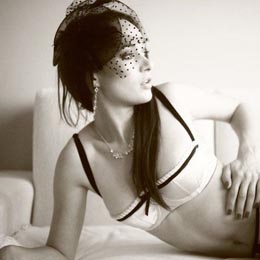 Karolína Krézlová Naked