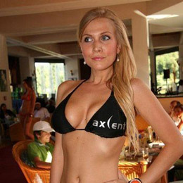 Michaela Ochotská Naked