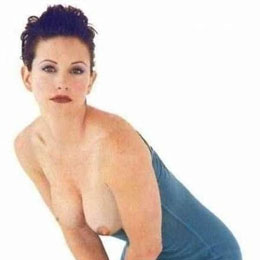 Courteney Cox Naked