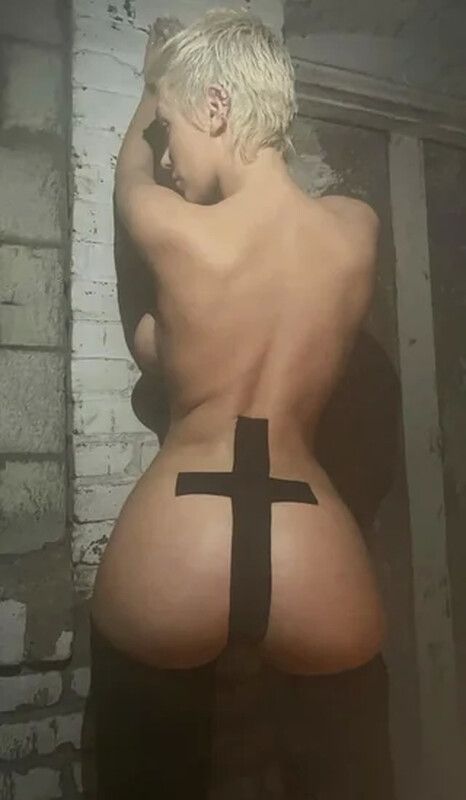 Bianca Censori