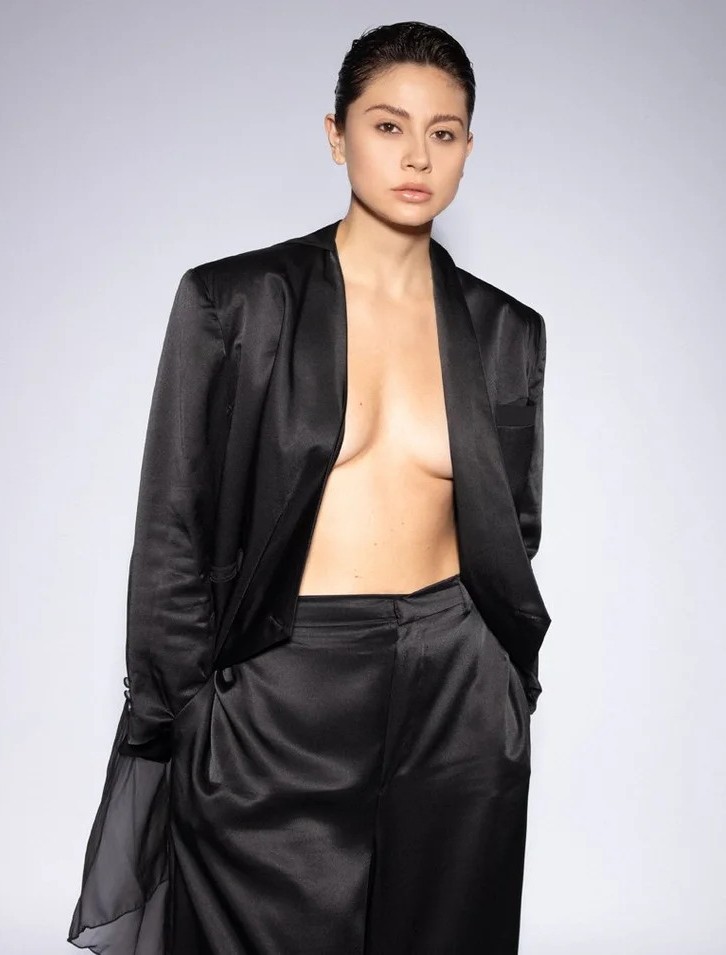 Chloe Van Landschoot Naked