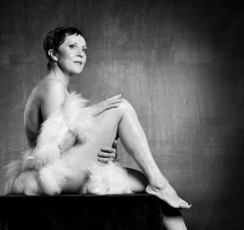 Martha Issová