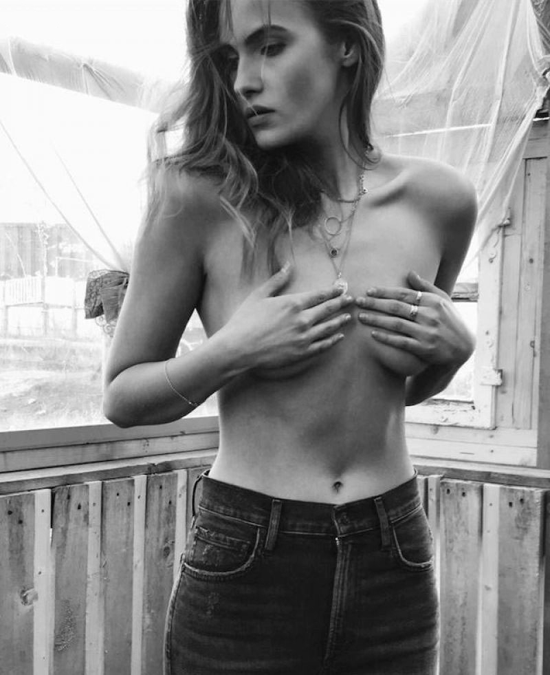 Elena Carriere