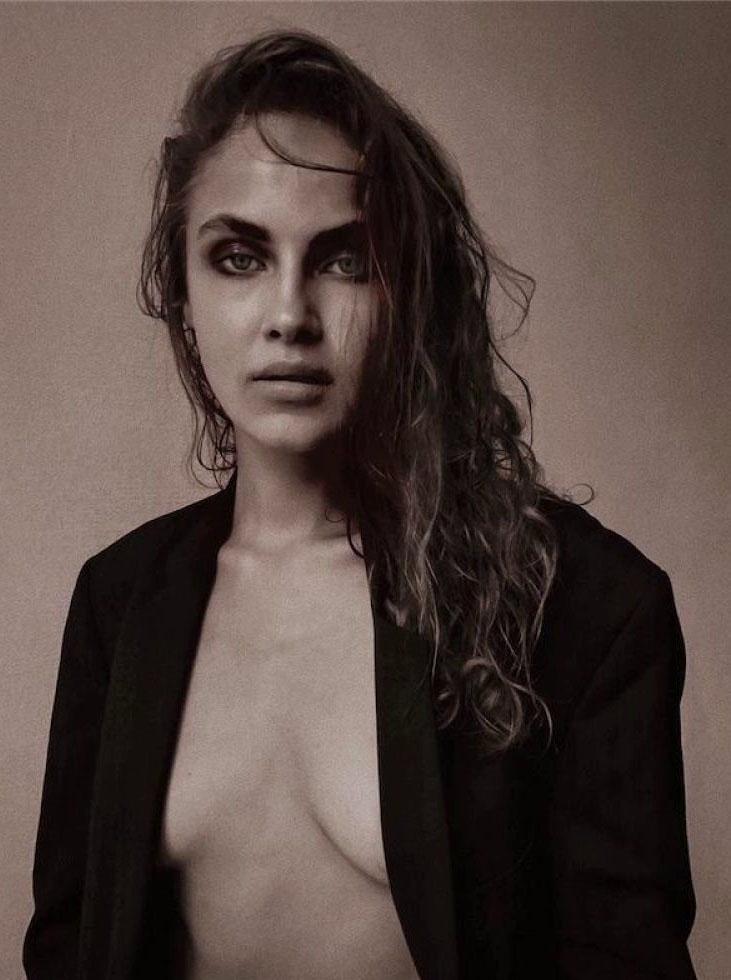 Elena Carriere