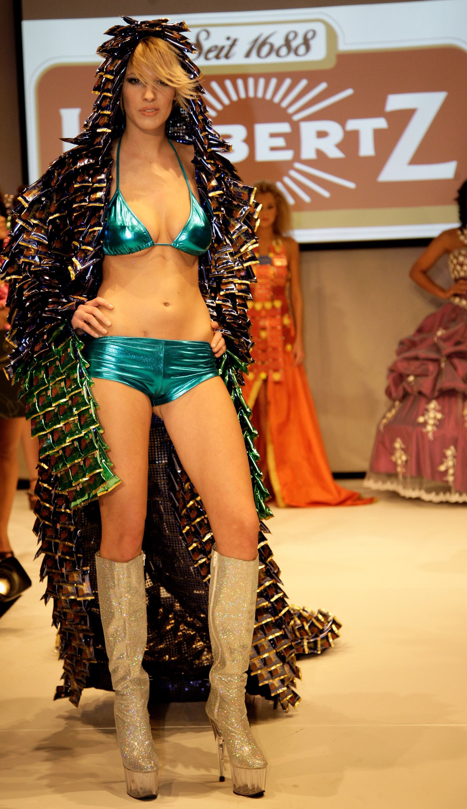 Yvonne Schröder