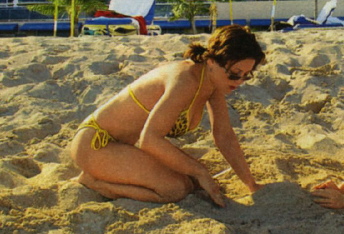 Anjelika Varum