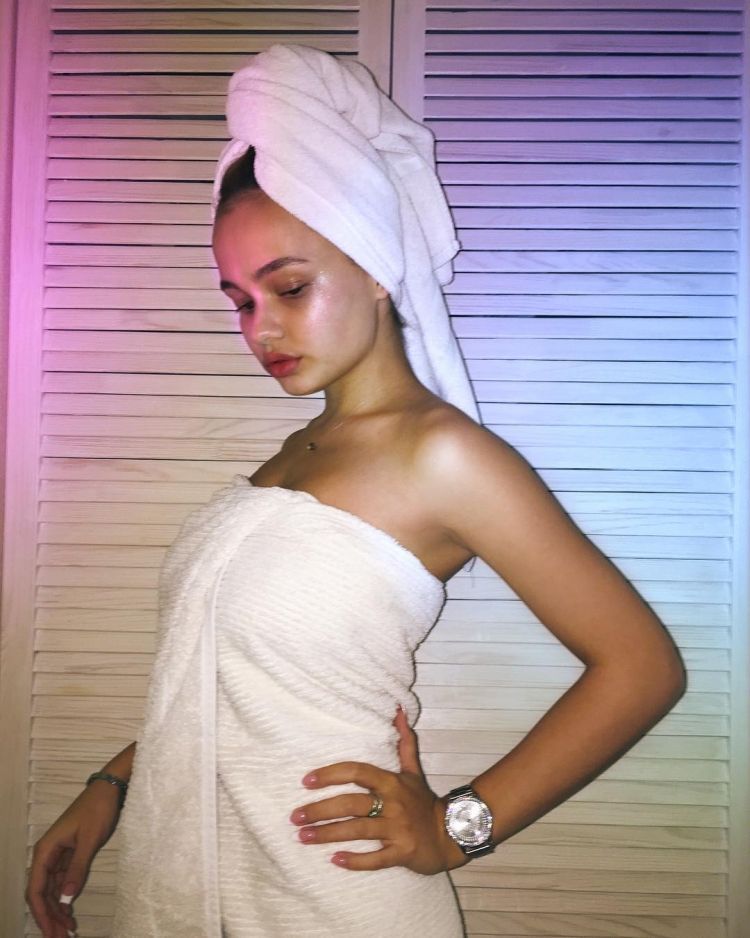 Valya Karnaval