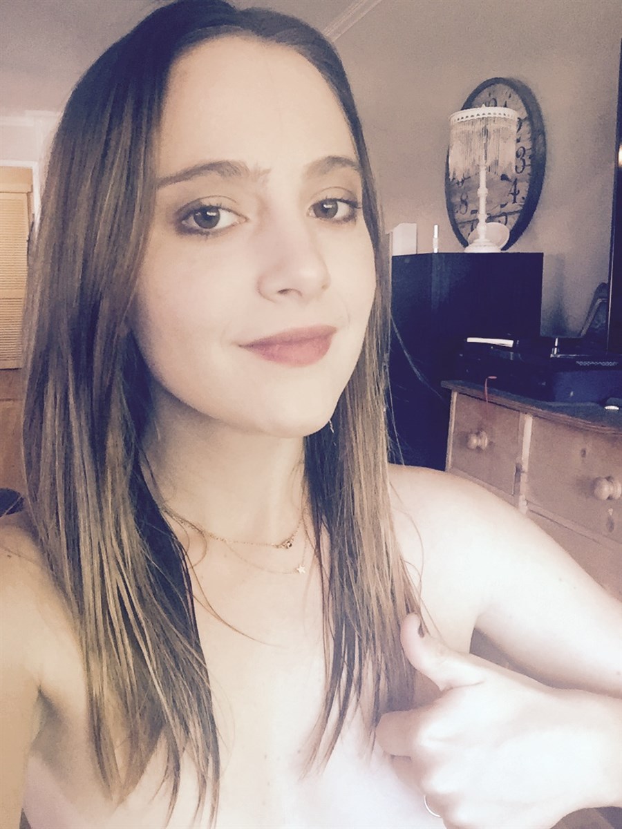 Alexa Nikolas