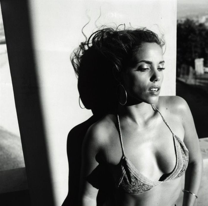 Elizabeth Berkley