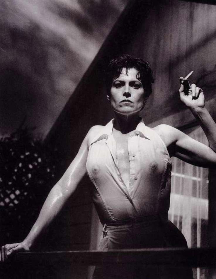 Sigourney Weaver
