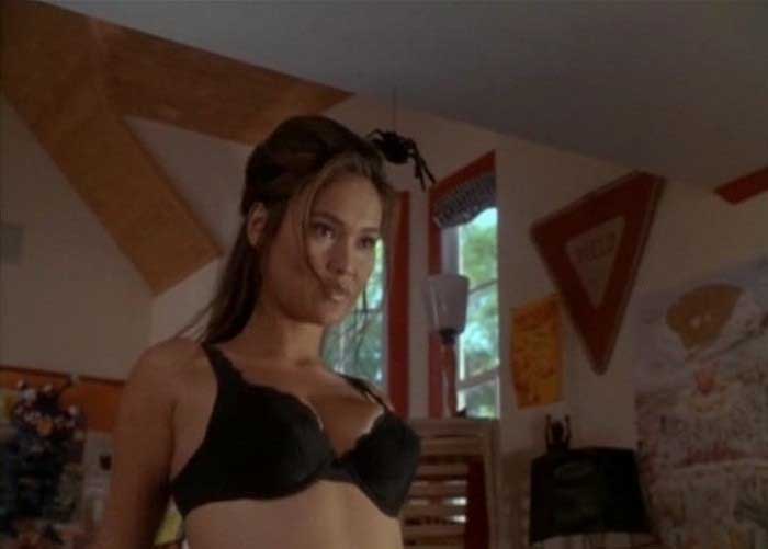 Tia Carrere