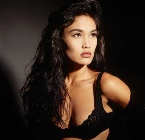 Tia Carrere
